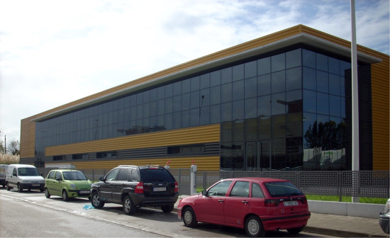 naveascangeasermontaña01.jpg